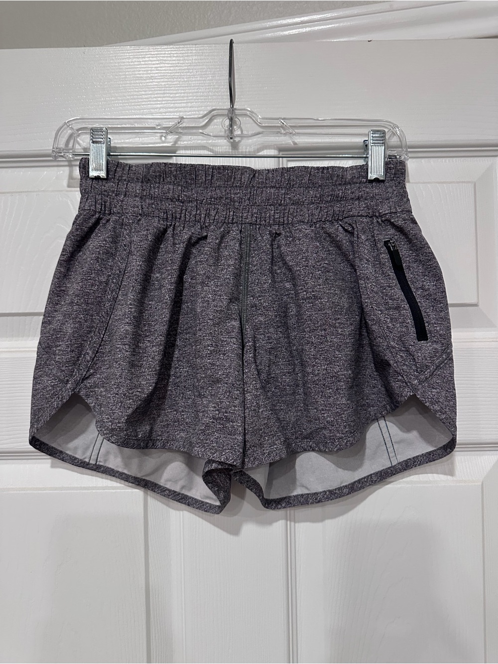 lululemon Tracker Short V 4”